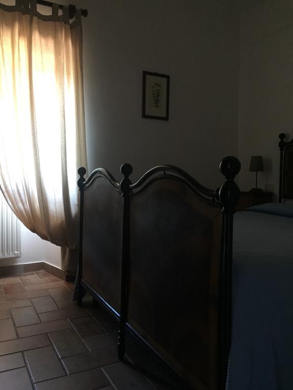 Villa Casale Degli Ulivi Gualdo Tadino Exterior foto